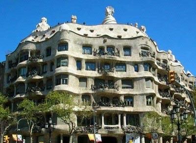 背上行囊，讓心去旅行：全球最吸引人的20個(gè)旅游目的地